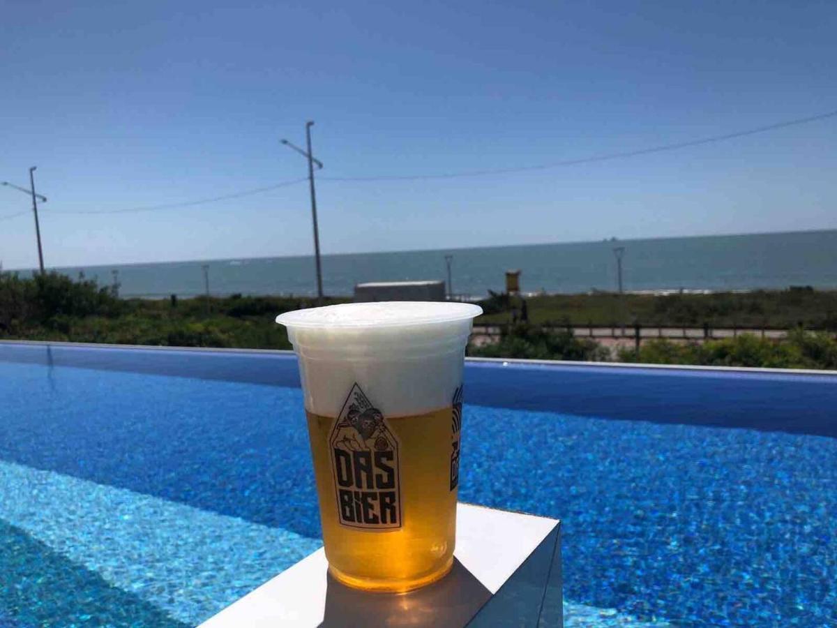 Ape Estilo Resort C/ Pe Na Areia E Vista Mar, Proximo Ao Beto Carrero Picarras Exterior photo
